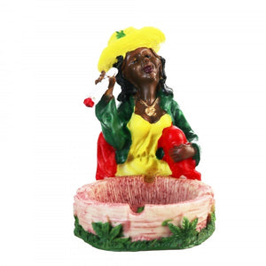 Rasta Ashtray Lady Chilling Out
